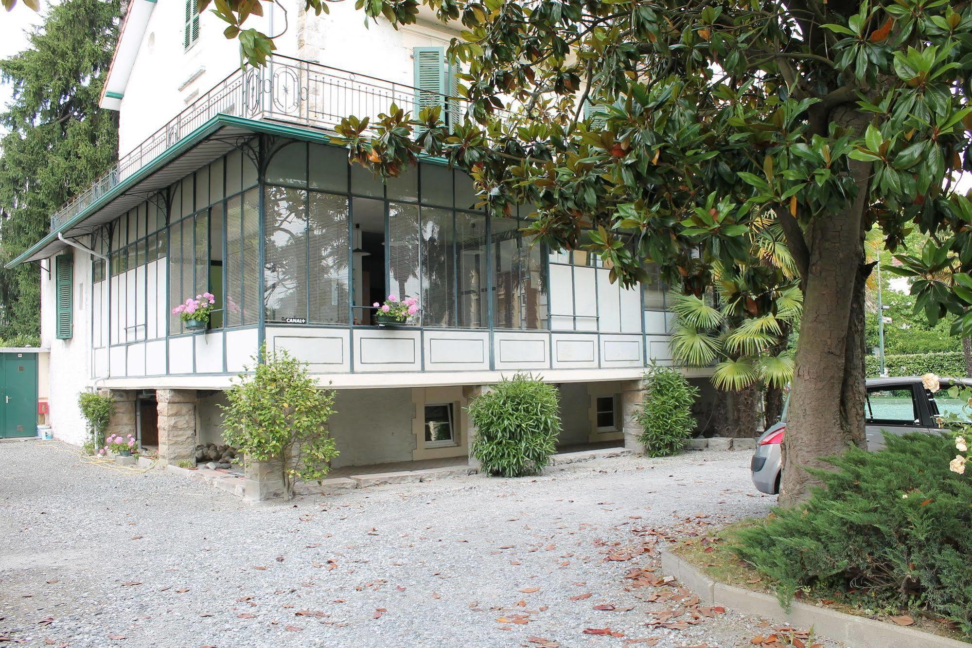 Hotel Montilleul - Villa Primrose Pau Exterior photo